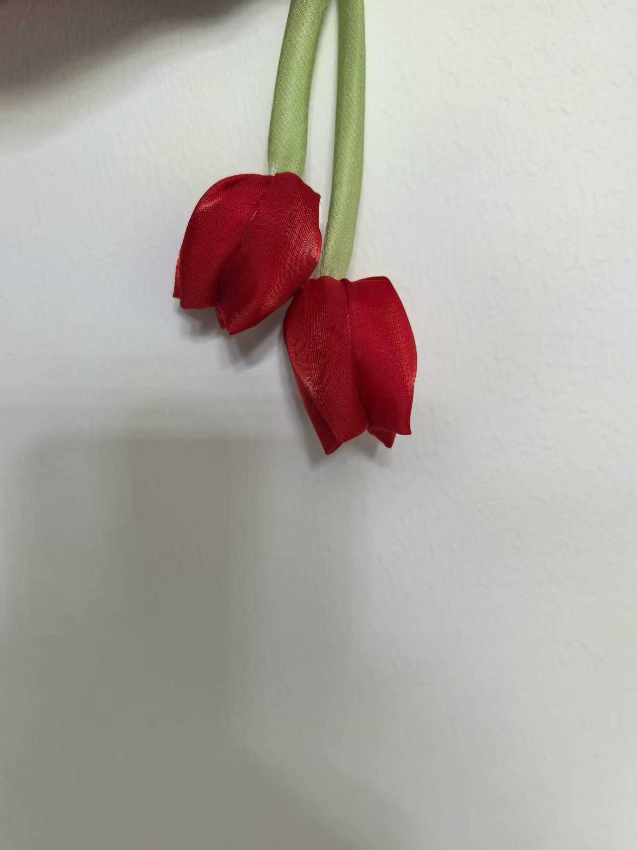 Red tulip (single pendant)