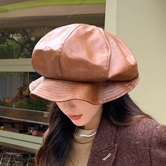 赤い本の博主のしわの雲の帽子の春と秋の韓国版のファッションは簡単で不規則です。