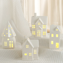 欧式风格创意陶瓷房子圣诞节LED带灯房子镂空白瓷小房子跨境摆件
