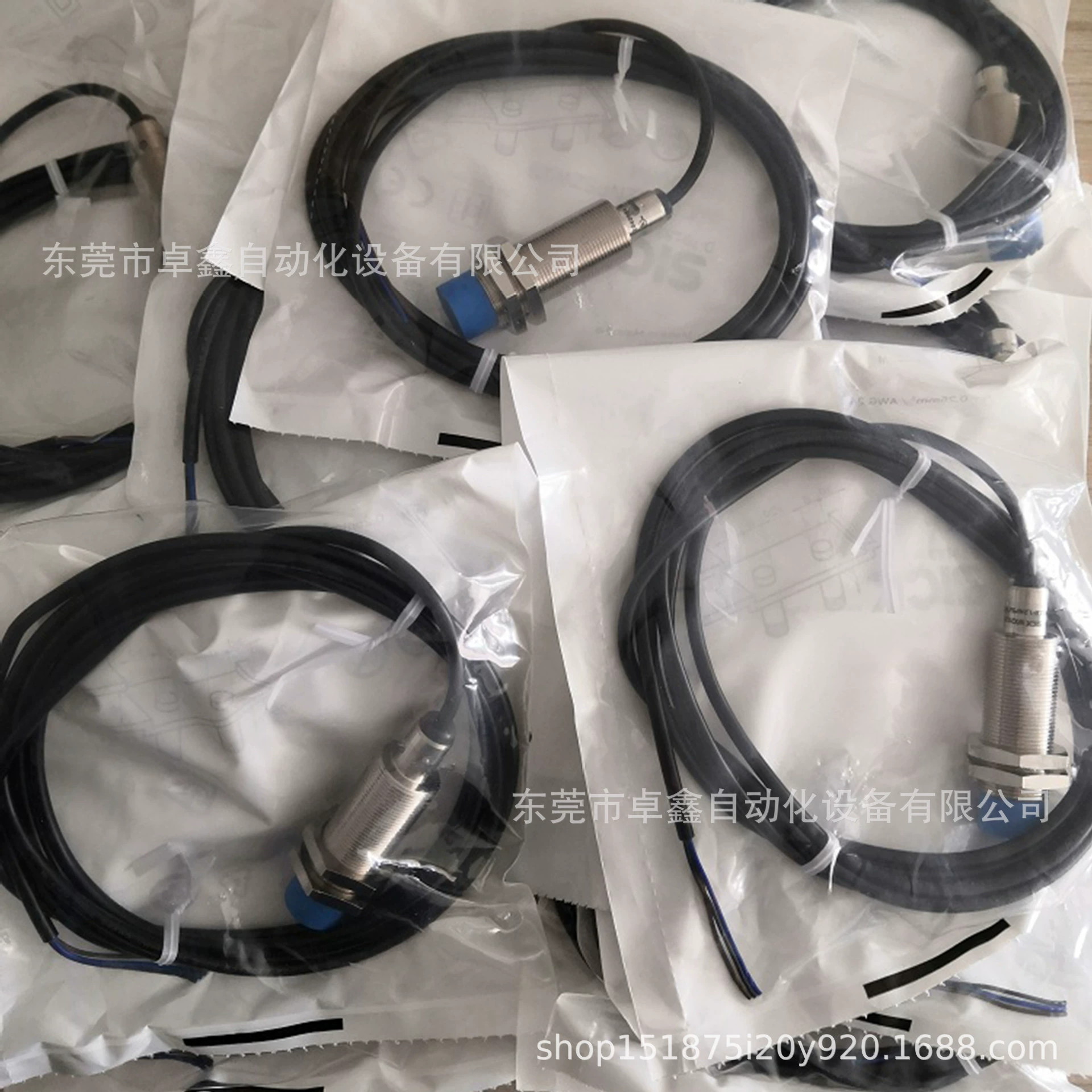 Индуктивный датчик приближения SICK Sike IME18-12NPSZW2S Новинка в торге на складе