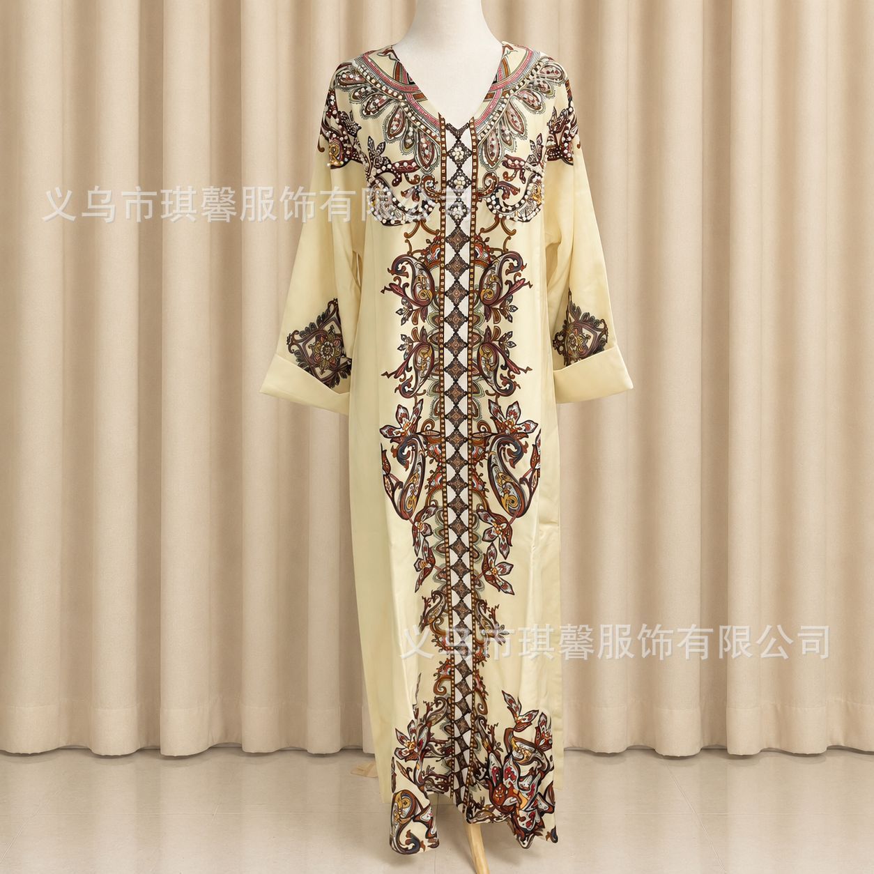 Heavy-duty printed and rhinestone-embellished women's long robe, loose-fitting plus-size long-sleeve maxi dress, cross-border women's clothing