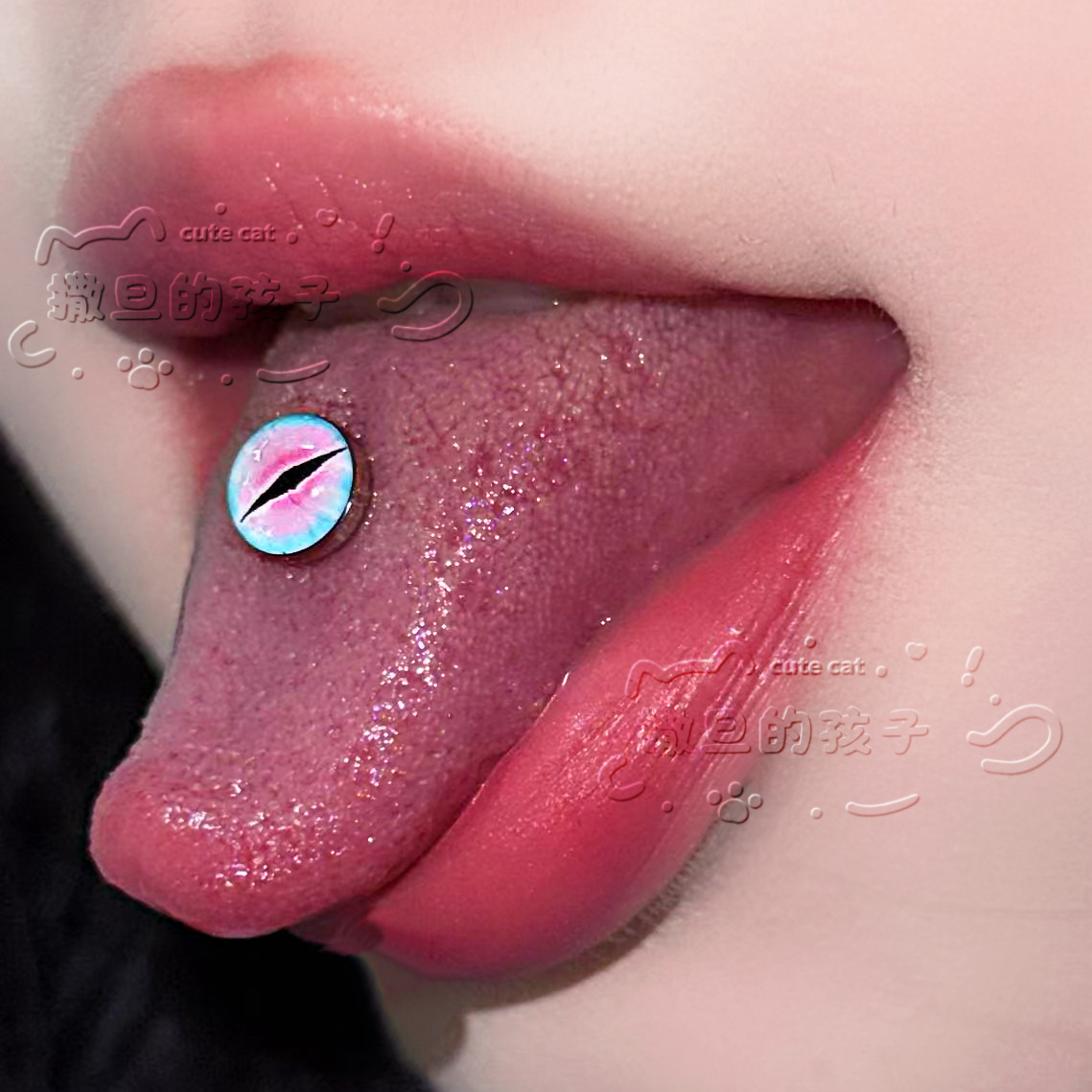 16G labret stud size and finish detail