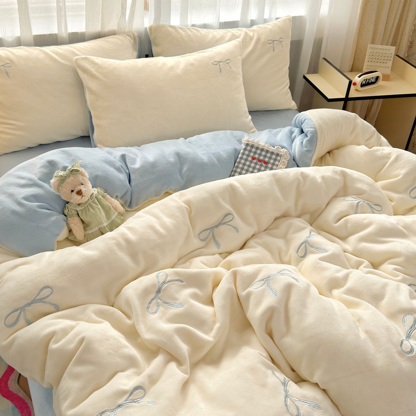 Invierno de color sólido leche cubierta de edredón de invierno 150x200 cubierta de edredón de coral de brida para una sola persona más edredón