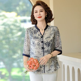 女式针织衫;时尚休闲套装;女式衬衫
