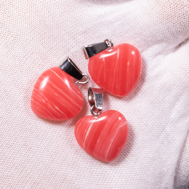 Transfronterizo Amazonas polvo de cristal caballo colgante 16mm pequeño corazón de melocotón regalo de día de San Valentín colgante de gemas naturales en forma de corazón