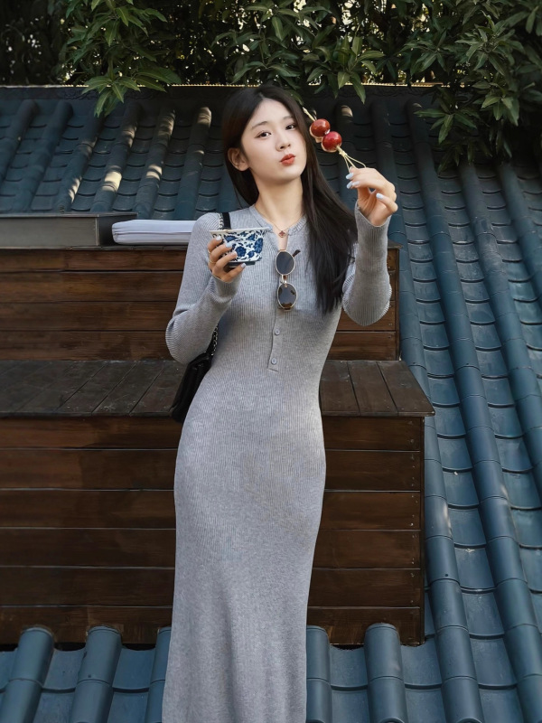 【现货】长袖针织连衣裙女秋季新款收腰显瘦内搭长裙修身长款裙子|undefined