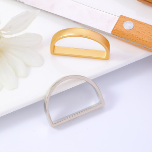 Cross-border new alloy plating high-grade polished semicircular napkin ring D-word simple metal hotel decorative napkin buckle