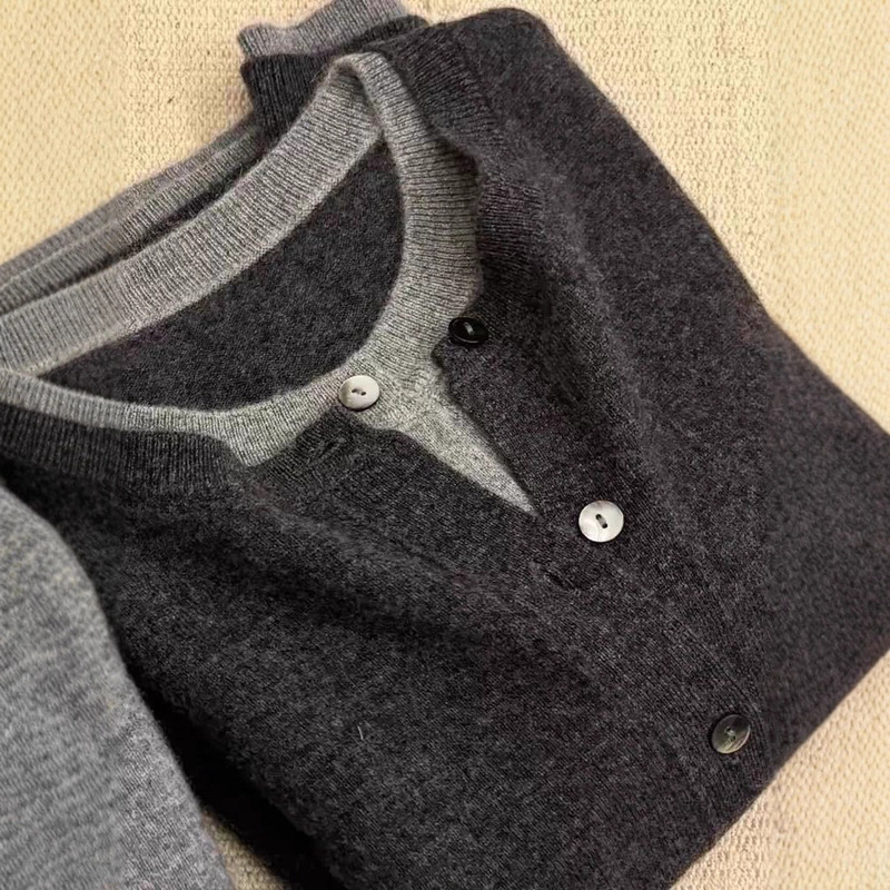 Gray Fake Two-Piece Knitted Sweater Jacket for Women 2025 Autumn and Winter New Dark Gray High-End Wool Sweater Top