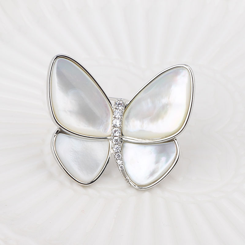 Silver+white shell