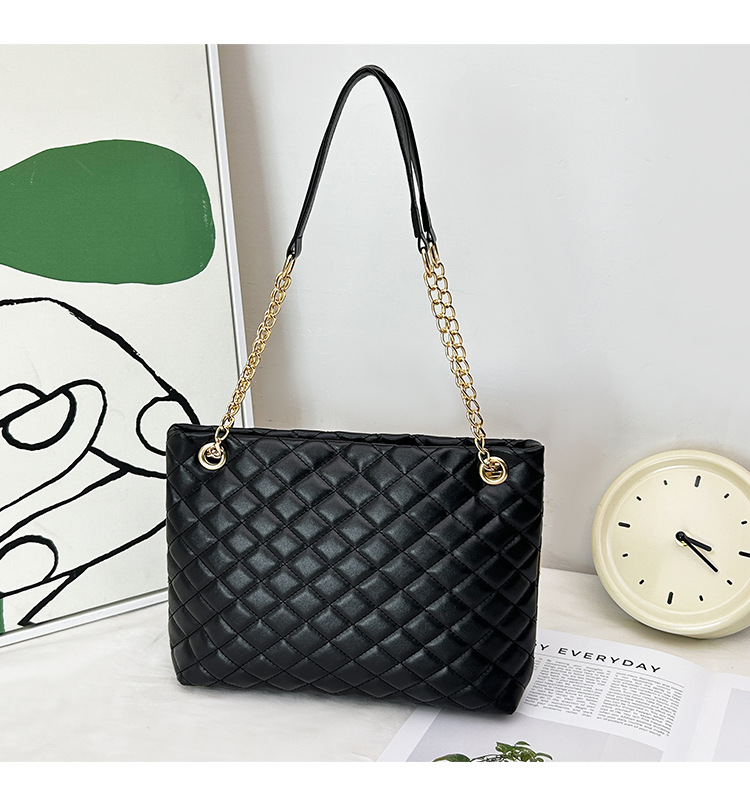 Medium Size Women's Medium Pu Leather Color Block Solid Color Classic Style Streetwear Sewing Thread Square Zipper Tote Bag