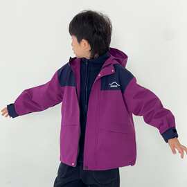 童装外套2025冬季男童露营三合一冲锋衣连帽外套山系工装户外潮服