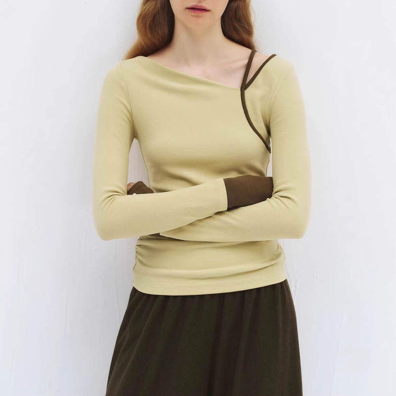 Someone Sometimes Irregular Color-Blocked Deconstructed V-Neck Thumb-Hole Brushed Knit T-Shirt Someone Sometimes Irregular Color-Blocked Deconstructed V-Neck Thumb-Hole Brushed Knit T-Shirt