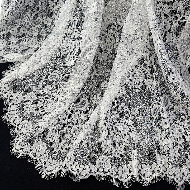 150 * 160 pestañas tela de encaje vestido de boda tela de encaje hueco tela de encaje tridimensional