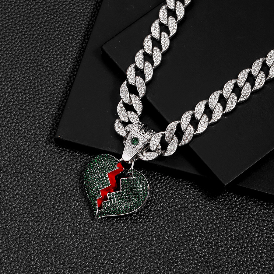 Street hip-hop style, personalized dark green split heart pendant, 15mm watch buckle, Cuban necklace_voghion.com