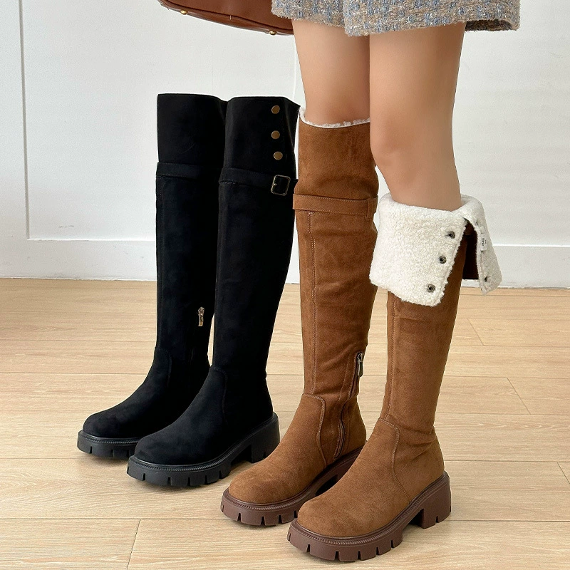 Один ботинок и два носить зимние бархатные сапоги