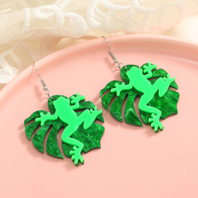 Fashion Frog Resin No Inlaid Earrings Ear Studs display picture 4