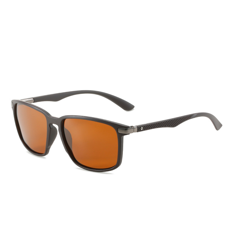 Nueva caja de comercio exterior transfronterizo gafas de sol polarizadas para hombres PC esmerilado UV400 gafas de sol deportivas suministro directo de fábrica