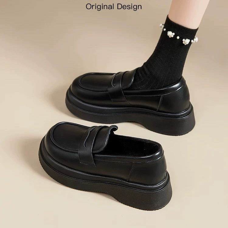 High shoes English style platform for leather shoes, universal footwear, loafers, British style, autumn, trend of season