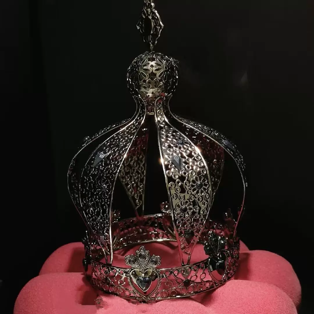 慕斯蛋糕女王城堡皇冠装饰摆件花束新娘生日烘焙批发凤冠