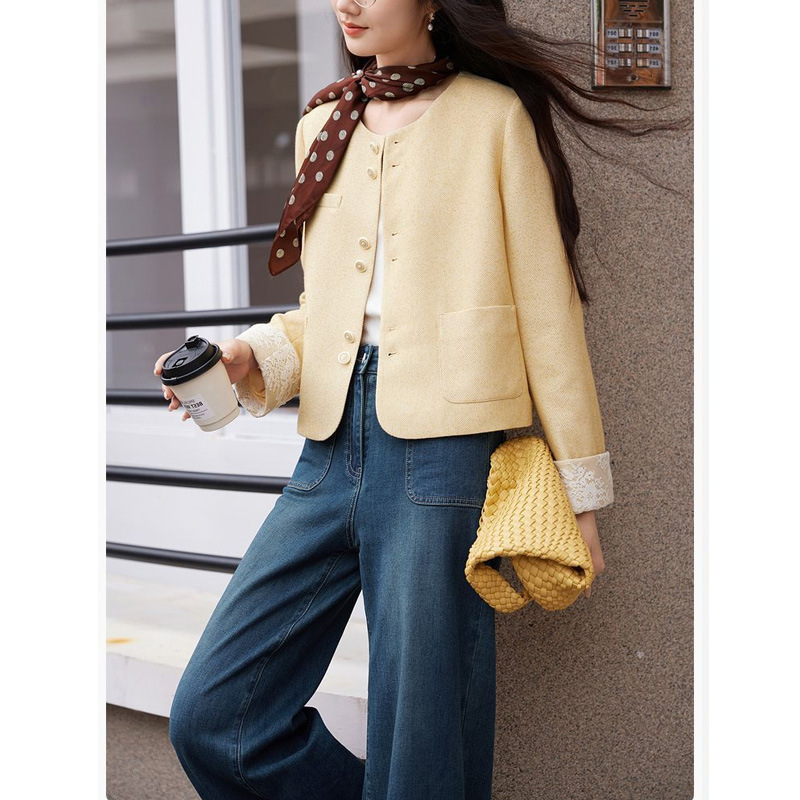 Celebrity French Style Yellow Jacket for Women 2025 Autum New High-End Round Neck Short Suit Top