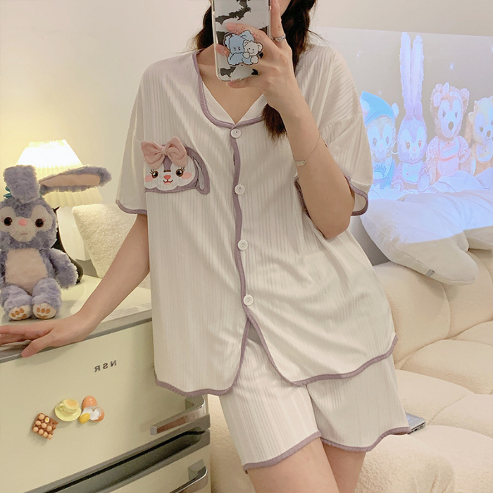 2023 nuevos pijamas de perro Yugui de dibujos animados de tres piezas de las mujeres linda chica ropa para el hogar traje al por mayor entrega