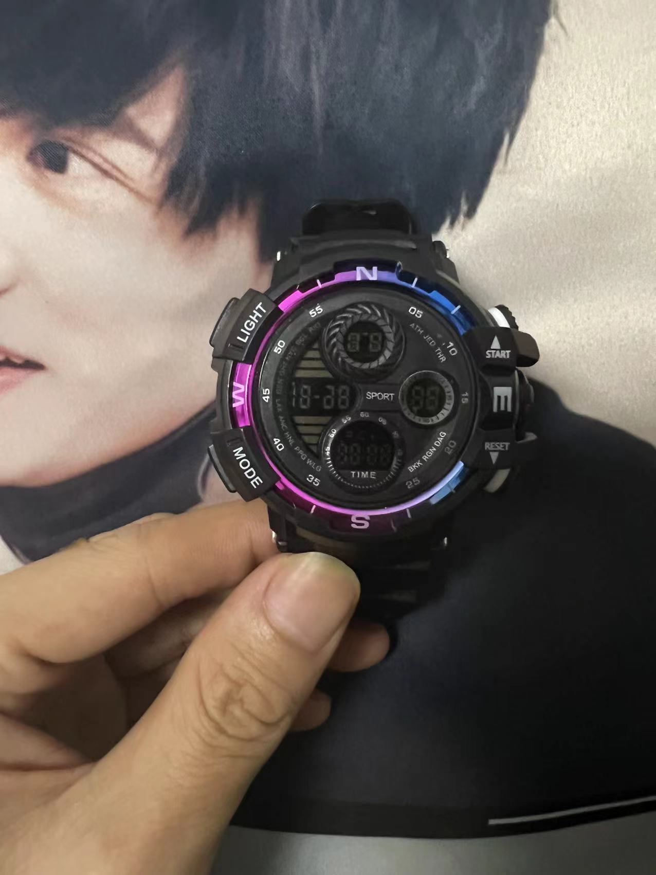 화려한 보라색 파란색