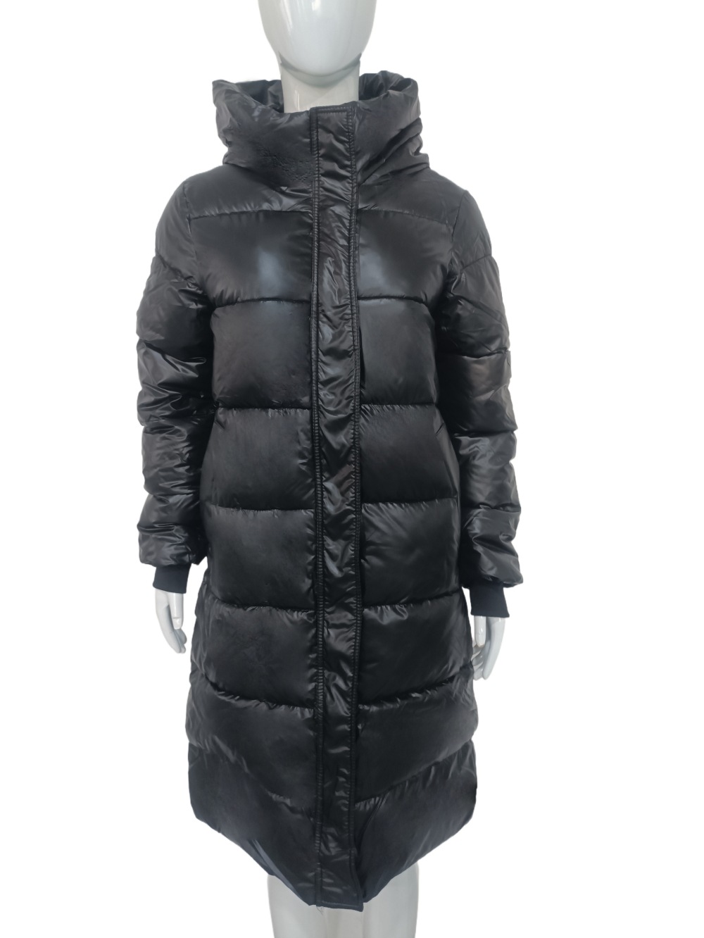 Langer Damen-Wintermantel mit Kapuze, dick gesteppt, modische und elegante Outdoor-Jacke, auch in großen Größen erhältlich_voghion.com