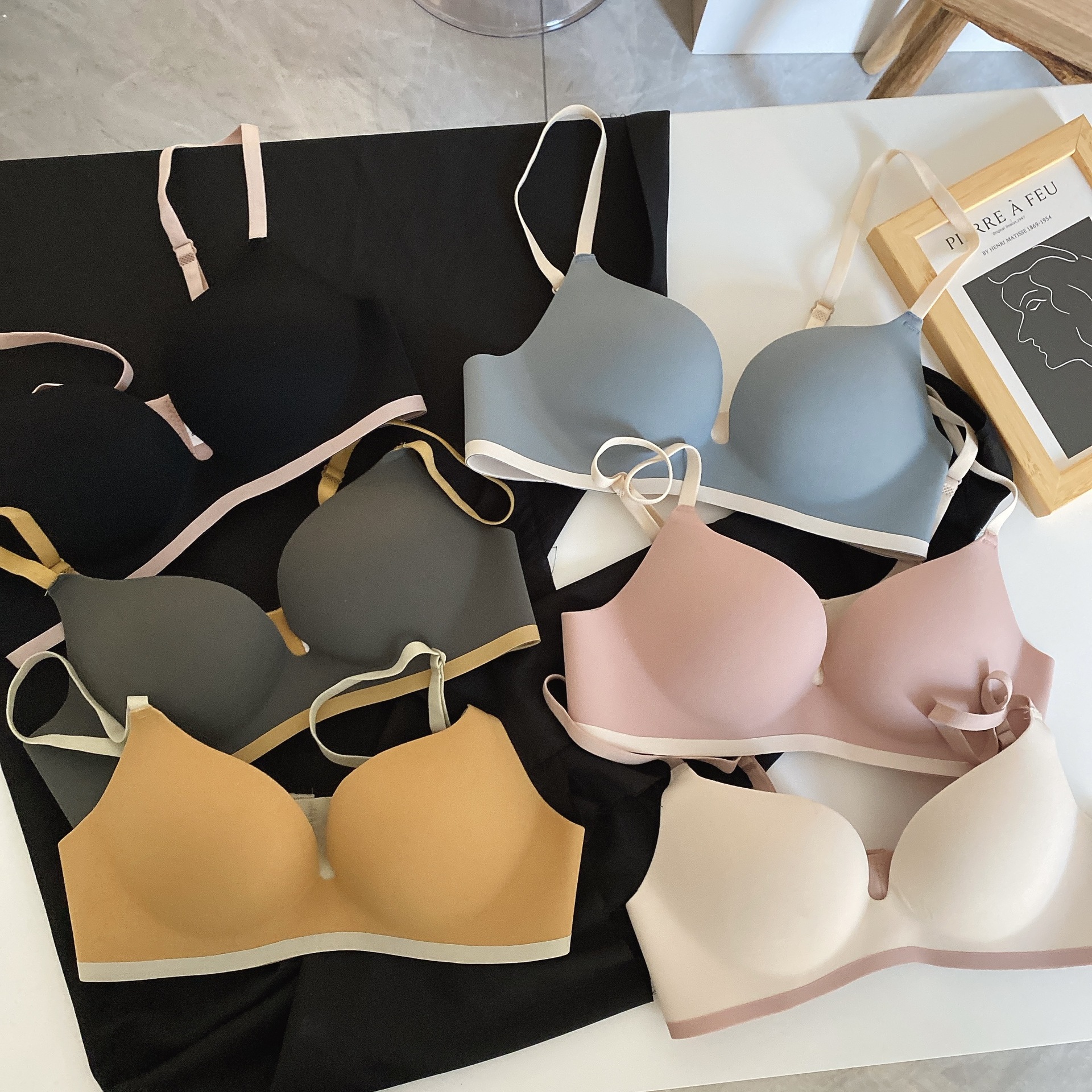 Colores de contraste que no dejan marcas, recolección lateral, soporte superior, leche antideslizante, ropa interior antiflacidez, sujetador de texto para niñas, senos pequeños, grandes