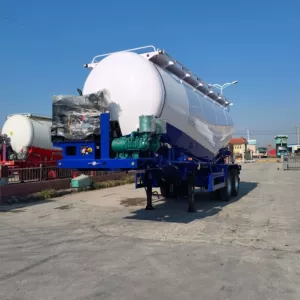 Cross-border powder and granular material transport truck, 45-cubic-meter ash-discharging semi-trailer transport truck, bulk cement tanker truck