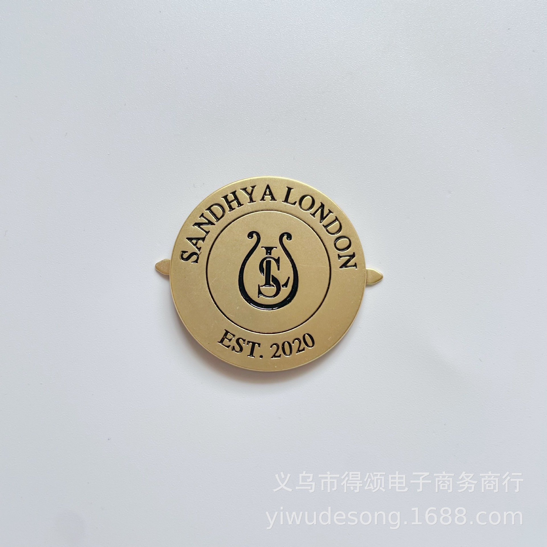 金属标牌制作供应名号五金配件手袋包包logo铭牌服装帽子箱包铭牌