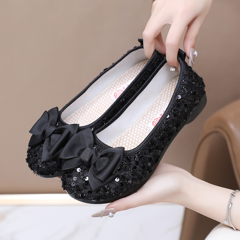 Spring New Arrival Sequin Women's Shoes Breathable Mesh Comfortable Bow Beanie Soft Sole Beijing Cloth Shoes Flat Work Shoes Spring New Arrival Sequin Women's Shoes Breathable Mesh Comfortable Bow Beanie Soft Sole Beijing Cloth Shoes Flat Work Shoes