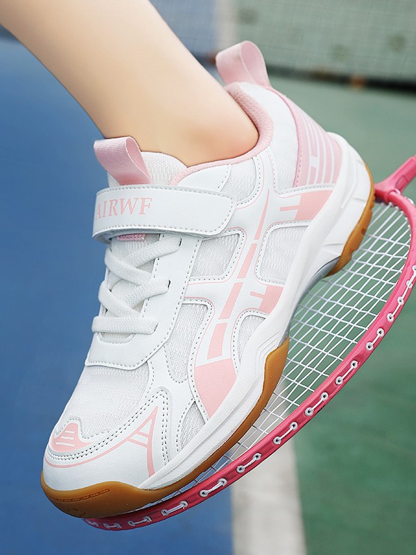 Fábrica de zapatos de Fujian tienda de fábrica de zapatos de bádminton para niños nuevos zapatos de tenis ligeros zapatos de tenis de mesa zapatos deportivos comercio exterior transfronterizo