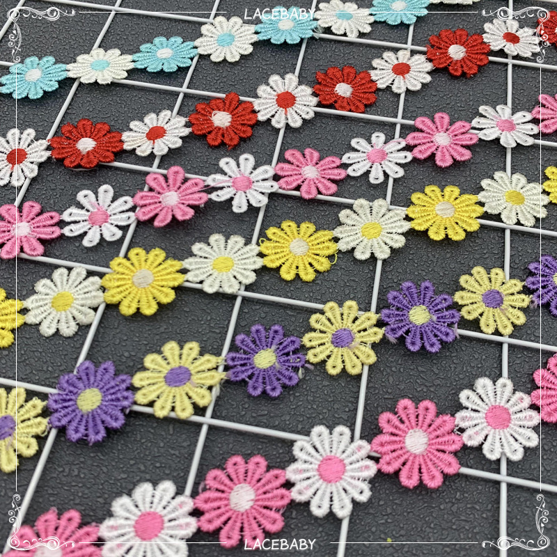 Colorido encaje de diez hojas de la flor de poliéster código de barras de encaje bordado Accesorios en stock al por mayor de encaje hecho a mano de los niños