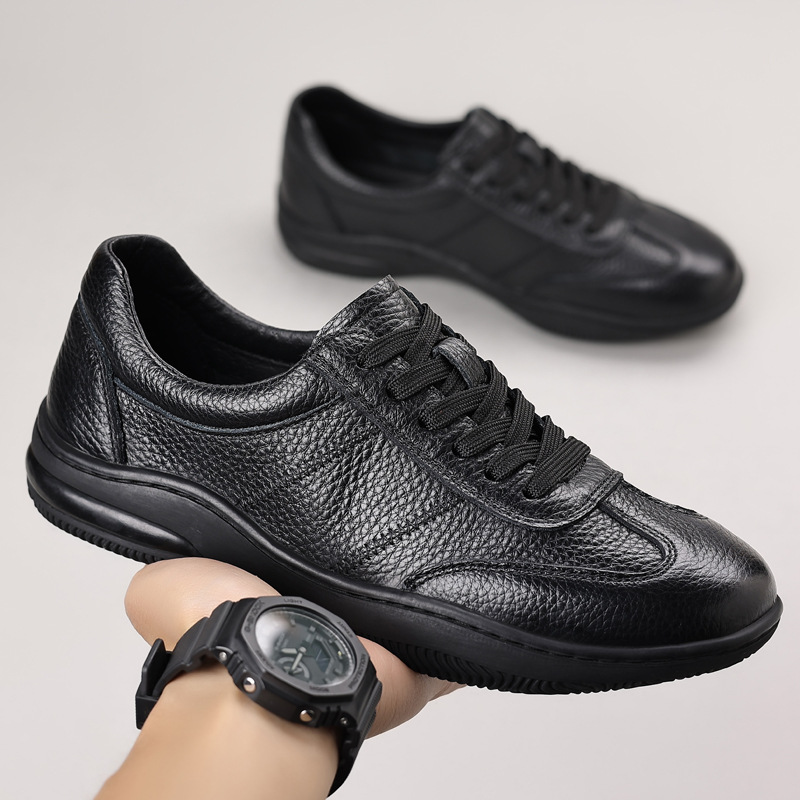 Piel de vaca de primera capa 2025 primavera nuevos zapatos de cuero casuales para hombres zapatos de cuero transpirables para hombres zapatos de hombre de superficie suave