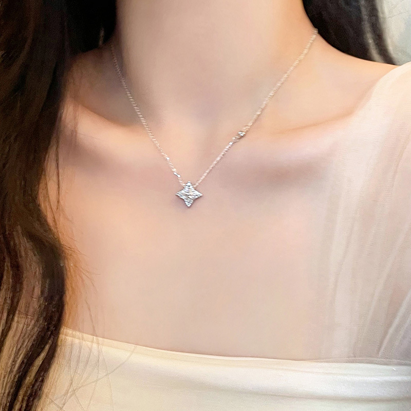 Koreanische Zirkon Anhänger Halskette, Modisch Elegant, Leichter Luxus Stil, Halsband Kette, Halskette, Einzigartiges Design, und_voghion.com