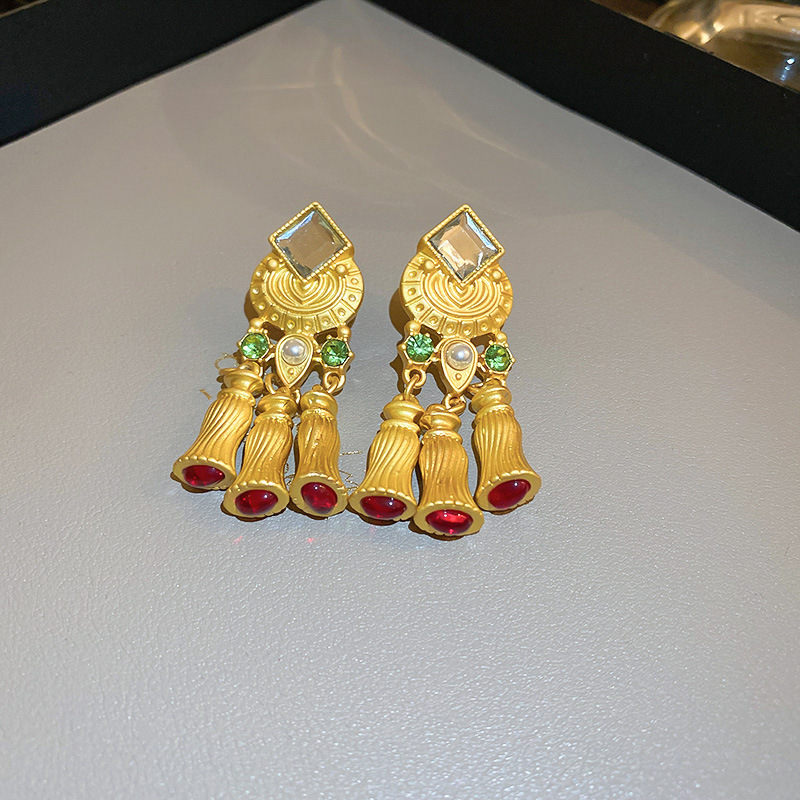 Pendientes de aguja de plata vintage medieval Pendientes de borla geométrica de flores de amor de metal Advanced Retro Advanced Heavy Industries