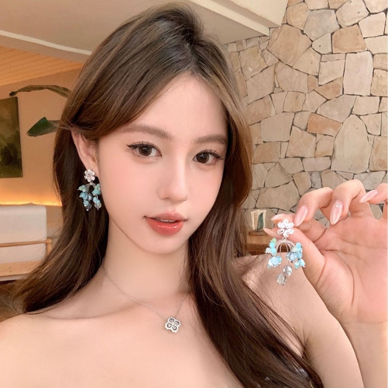 2025新款薄荷漫漫夏天超仙水晶花朵串珠流苏耳环女高级感耳饰|undefined