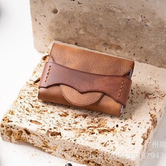 跨境简约耐用迷你型真皮男士卡包 复古时尚疯马皮多卡位纤薄卡套