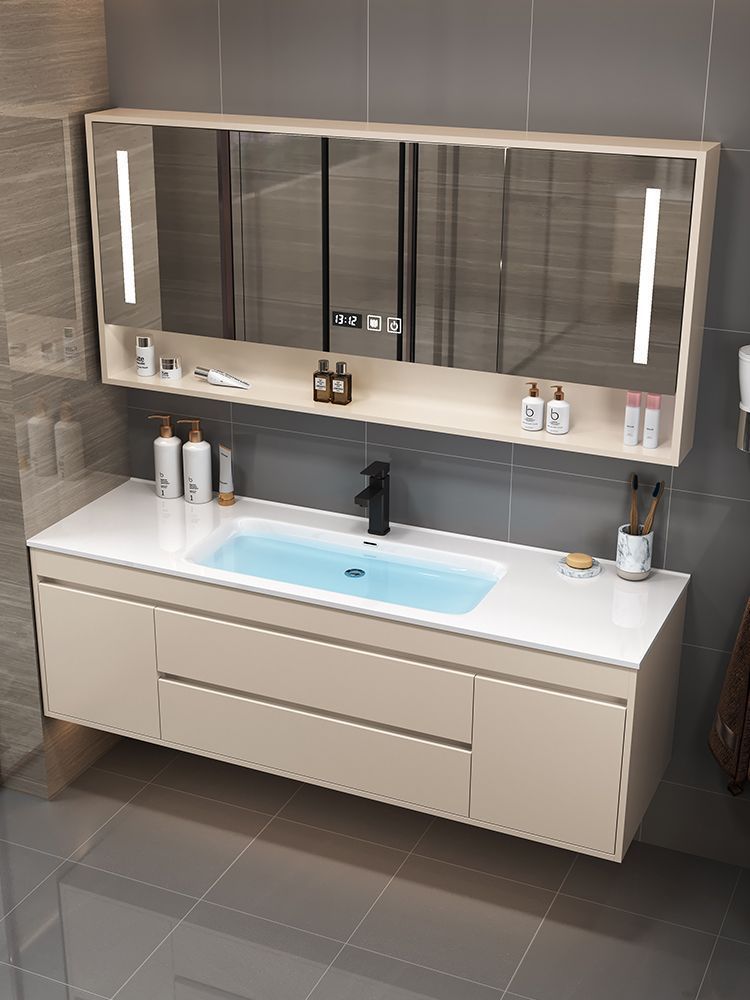 e4b6b958-0074-489e-a5bd-aff9e5a8ee52.jpe