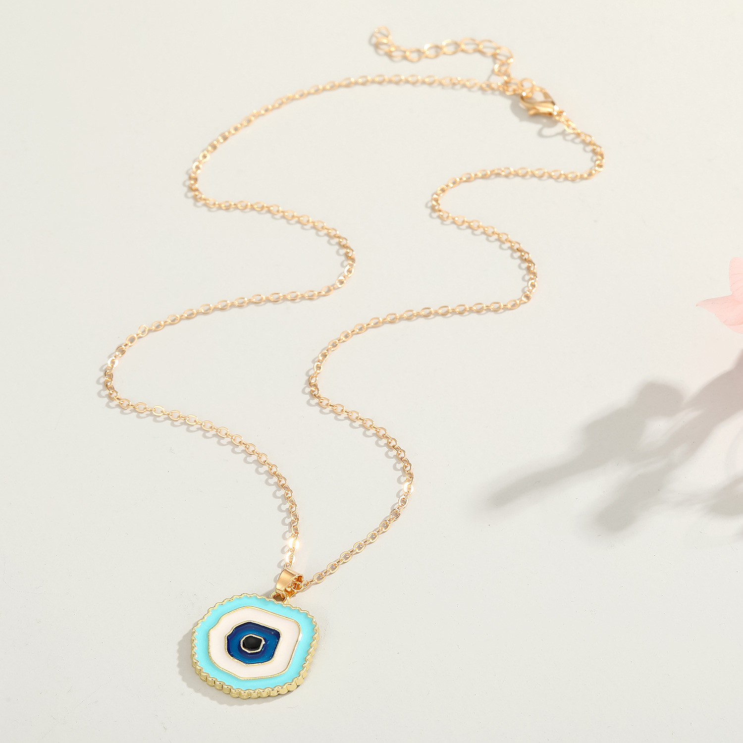 fashion demon eye pendant necklace