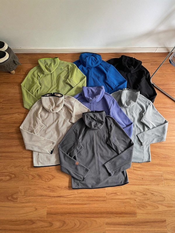 Pata m's R1 Air Outdoor Full-Zip Hooded Fleece Jacket Lightweight Thermal Breathable Sweatshirt for Men and Women Pata m's R1 Air Outdoor Full-Zip Hooded Fleece Jacket Lightweight Thermal Breathable Sweatshirt for Men and Women