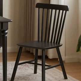 实木床;餐桌;餐椅