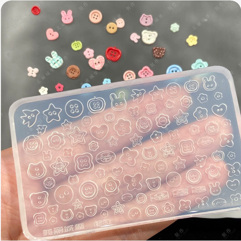 Cartoon-style, multi-faceted small button nail art silicone molds, highly transparent and oxidation-resistant, nail carving tools, and nail polish applicators