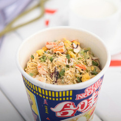Nissin Hewei instant noodles whole box instant noodles instant late night snack barrel cup noodles instant noodles dropshipping