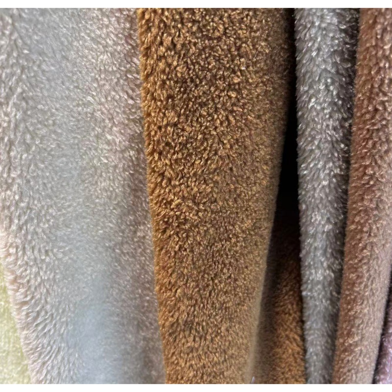 Nuevos productos de tela danesa de peluche ropa juguetes de peluche sofá zapatos sombreros almohada tela de peluche danesa boutique stock