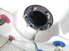 �����̨�ڒ���wʽ̫��ܟ�ˮ��늼ӟ������P�̶��ݽz˨ñ�����P