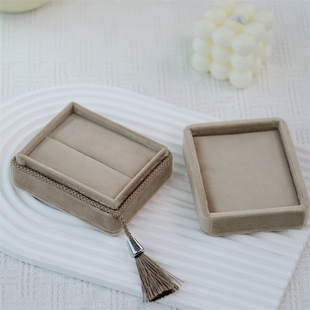 Velvet Jewelry Box Jewelry Storage Box Velvet Cloth Tassel Jewelry Ring Bracelet Box Portable Jewelry Box