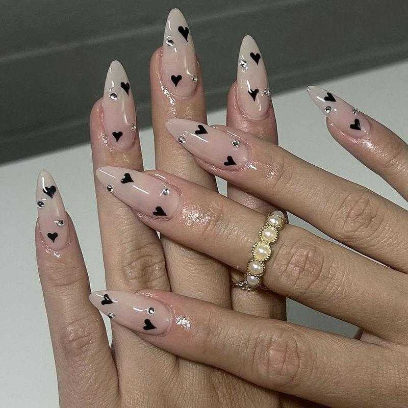Finished Wearing Nail Pieces Almond-shaped Simple Black Love Diamond Nail Art Removable Fake Nail Patch nail