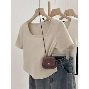 French Right Shoulder Square Collar Clavicle T-Shirt for Women Spring and Summer Design Apricot Curved Hem Waist Short Sexy Top