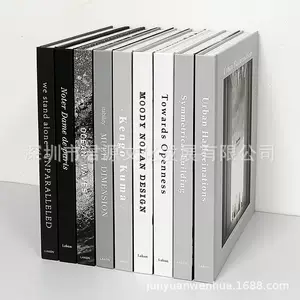 งานศิลปะการตกแต่งอาคารแบบเรียบง่าย ตัวอย่างห้องแสดงผลงาน ของตกแต่งสำหรับโรงแรม เกสต์เฮาส์ และห้องหนังสือ นิตยสารจำลองแบบเปิดได้เป็นภาษาอังกฤษ